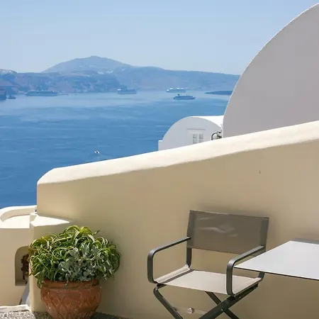 فندق Aloia أويا