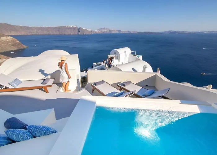 Aloia Hotel Oia (Santorini)