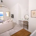 Aloia Hotel