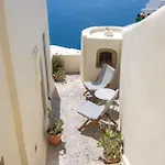 Aloia Hotel